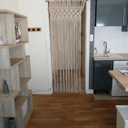 Cosy Et Calme Entre Centre-ville Et Nature Apartman